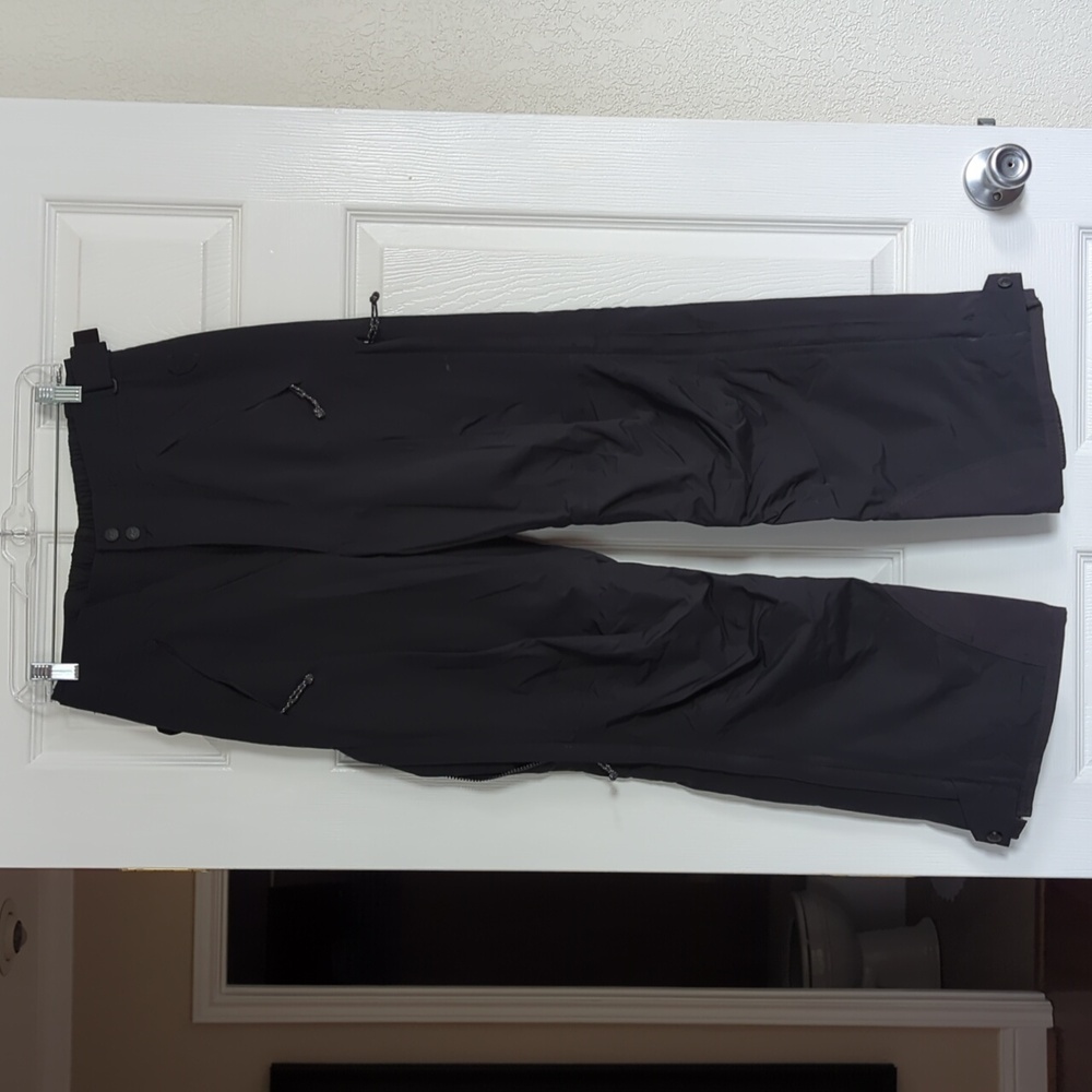 Solstice Women's Rugged Outerwear